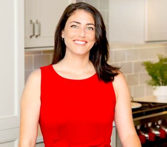laurabuyshomes