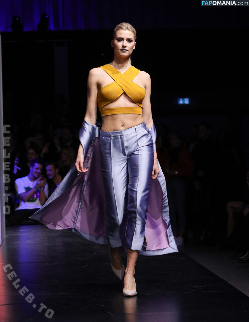 LenGercke / Lena Gercke / https: / lenagercke Γυμνός OnlyFans  Διαρρεύσαστη φωτογραφία #744