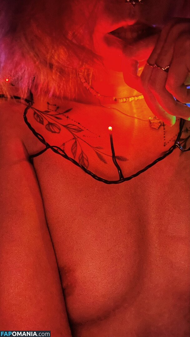 Little Satana / little.satana / s.satana_666 / tomnaya_satana Γυμνός OnlyFans  Διαρρεύσαστη φωτογραφία #24