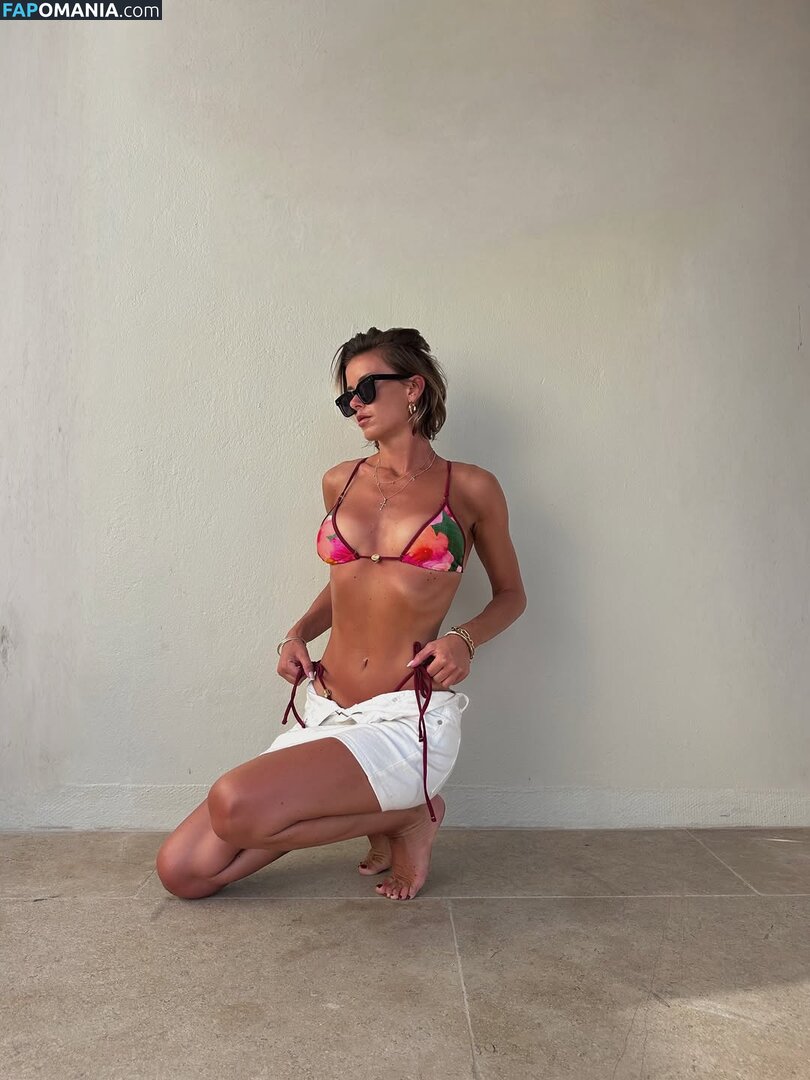 Liv Bentley / Olivia Bentley / oliviabentleyk / theoliviabentley Γυμνός OnlyFans  Διαρρεύσαστη φωτογραφία #8