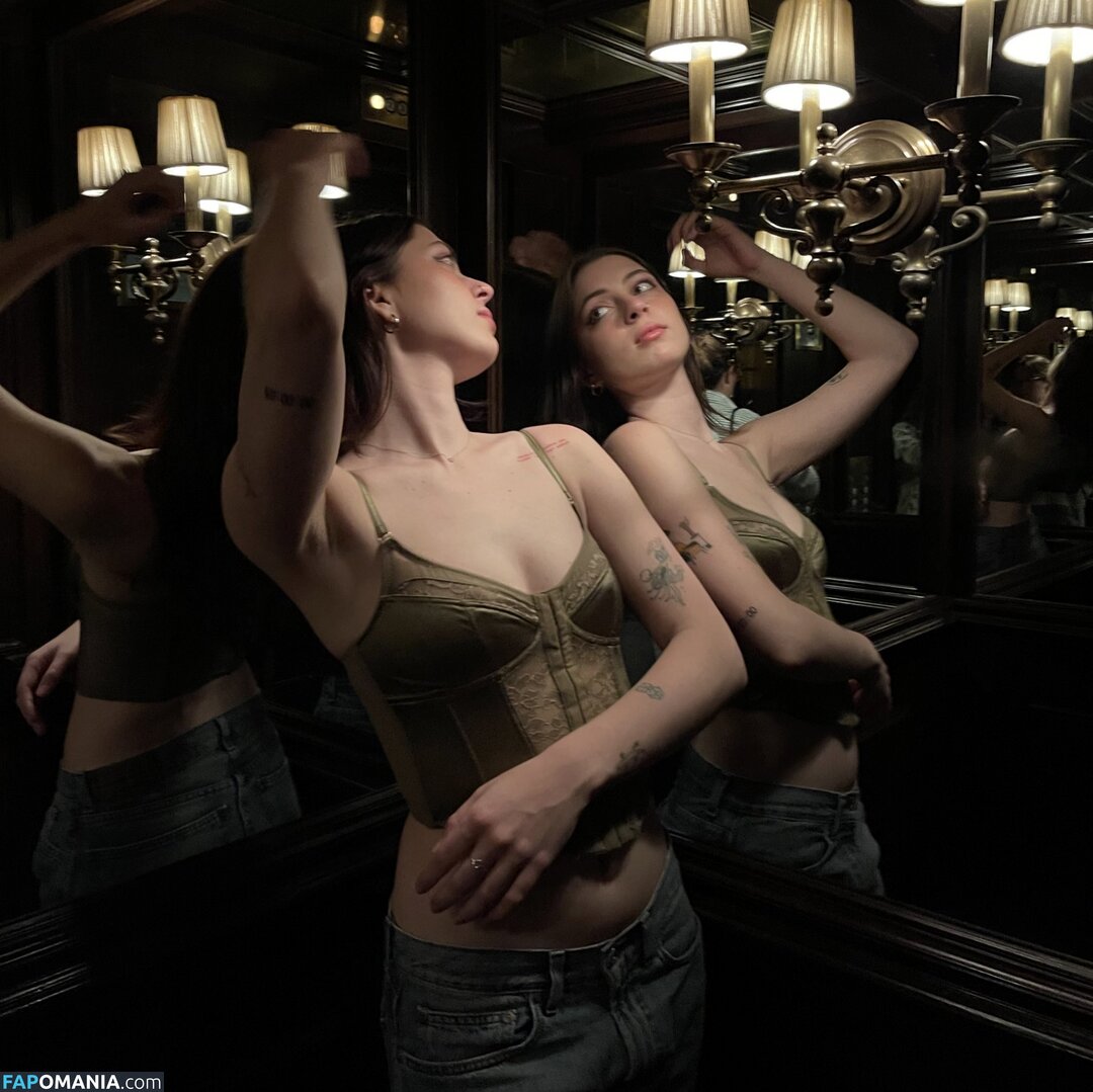 Lizzy McAlpine / jesus_yo / lizzymcalpine Γυμνός OnlyFans  Διαρρεύσαστη φωτογραφία #20