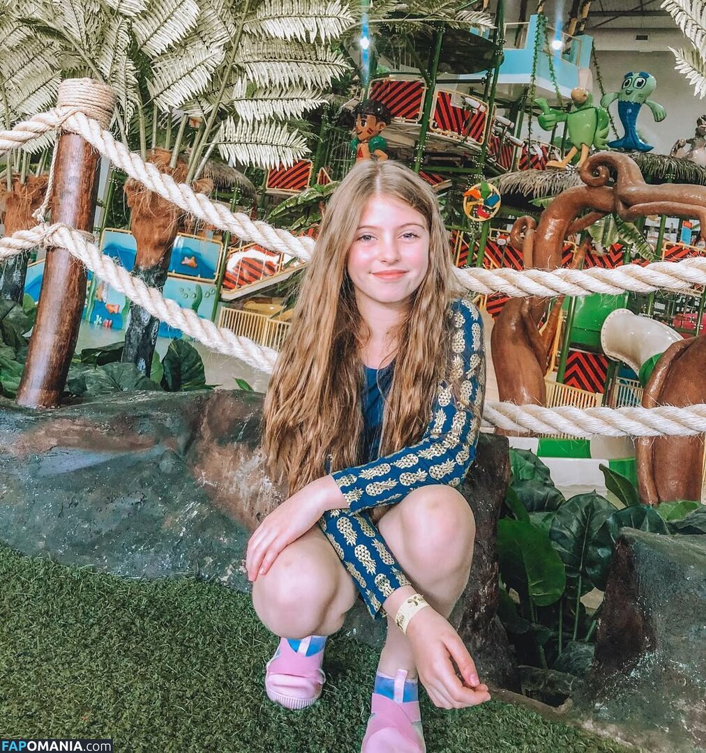 Lorena Queiroz / https: / lorenaqueiroz Γυμνός OnlyFans  Διαρρεύσαστη φωτογραφία #4