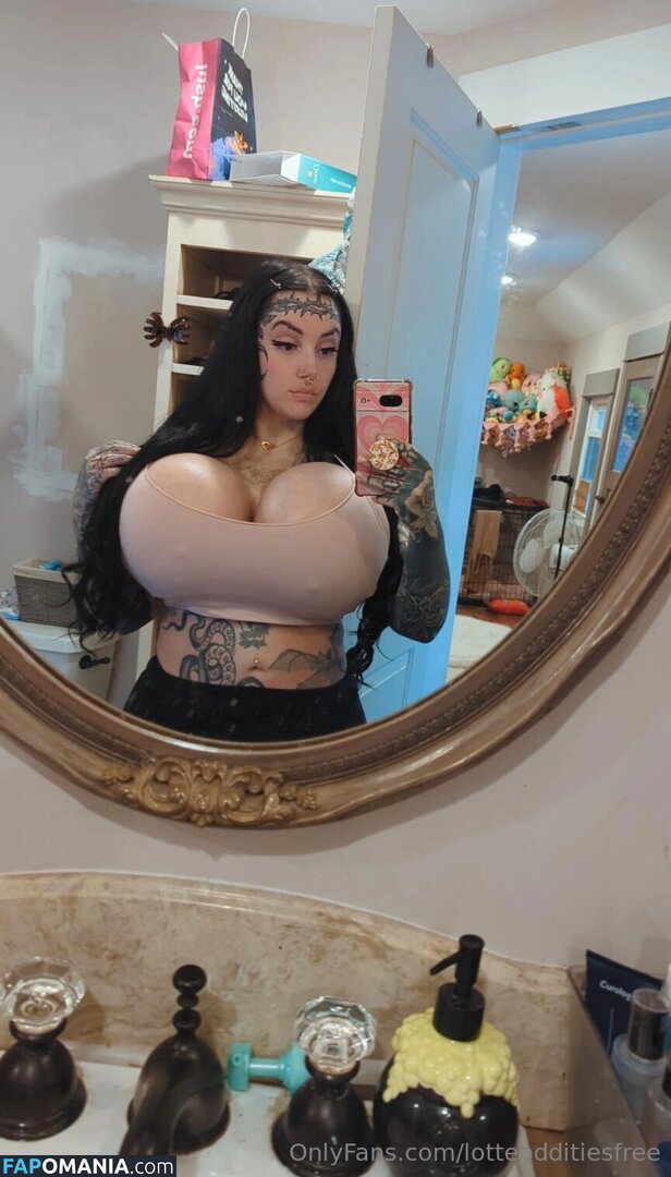 fb_0296 / lotteodditiesfree Γυμνός OnlyFans  Διαρρεύσαστη φωτογραφία #20