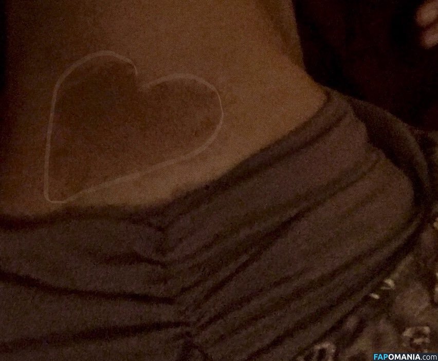 Lovesickknight / Pyropupp3 Γυμνός OnlyFans  Διαρρεύσαστη φωτογραφία #2
