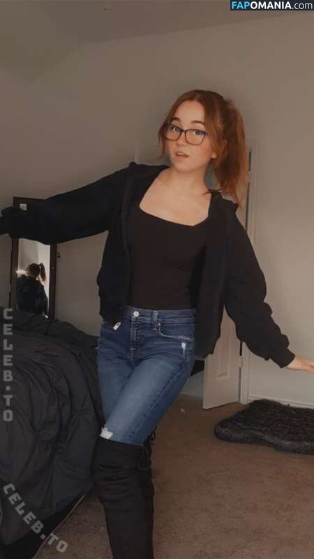 Lyssaurora / https: Γυμνός OnlyFans  Διαρρεύσαστη φωτογραφία #395