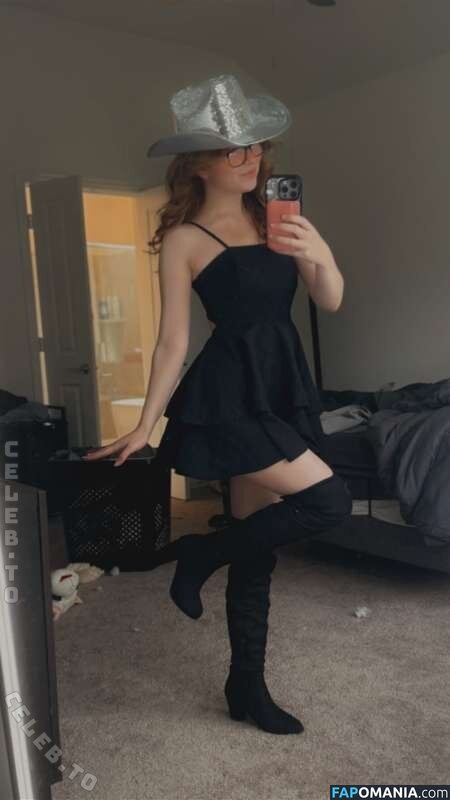 Lyssaurora / https: Γυμνός OnlyFans  Διαρρεύσαστη φωτογραφία #477