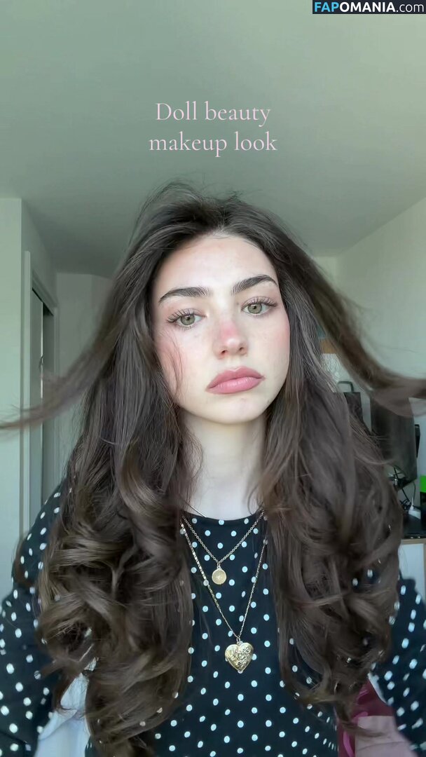 Lyzzahh / lizaseri / ugh_liza Γυμνός OnlyFans  Διαρρεύσαστη φωτογραφία #1