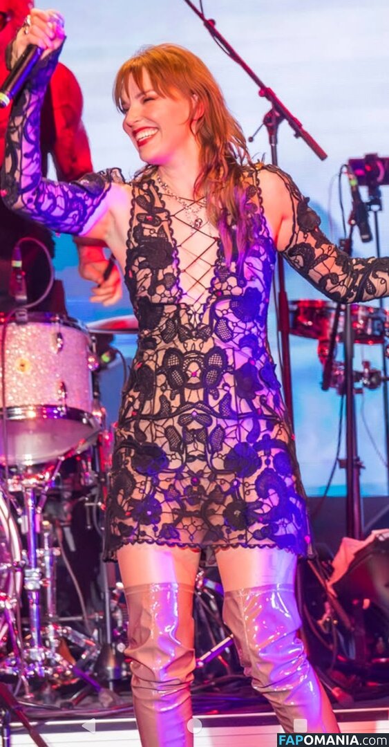 Lzzy Hale / officiallzzyhale Γυμνός OnlyFans  Διαρρεύσαστη φωτογραφία #1
