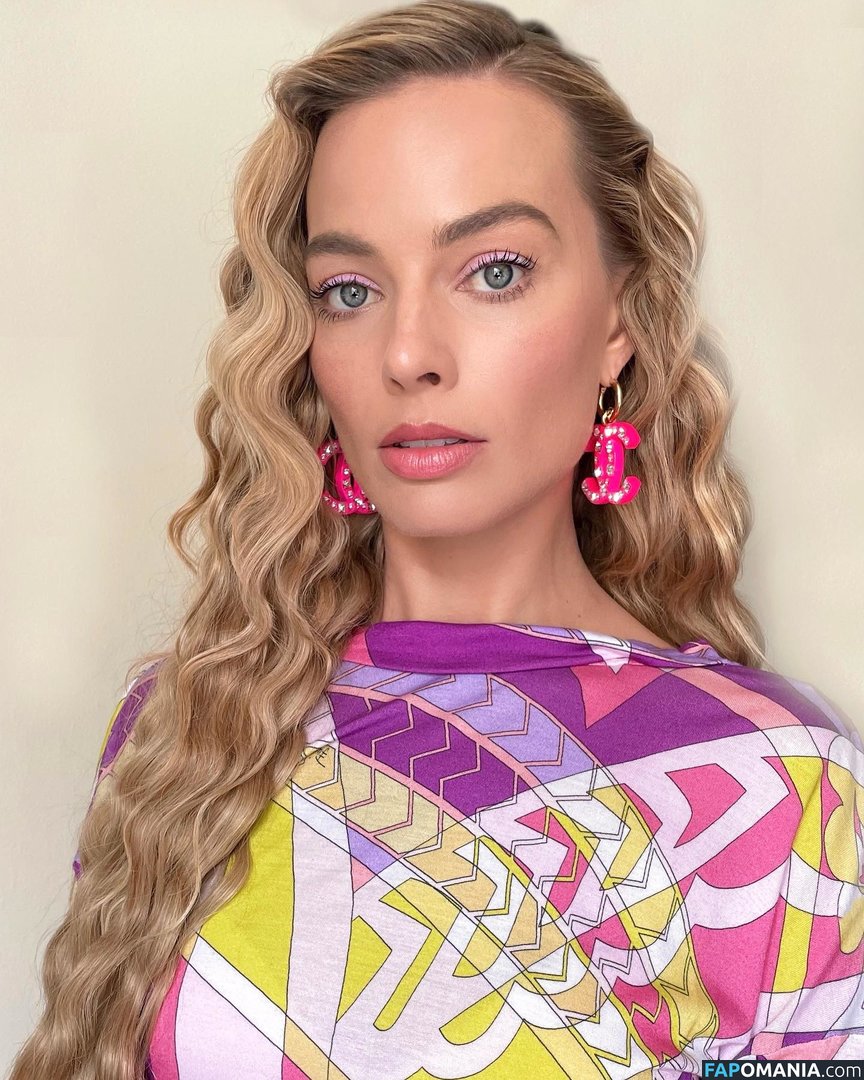 Margot Robbie Γυμνός Διαρρεύσαστη φωτογραφία #163