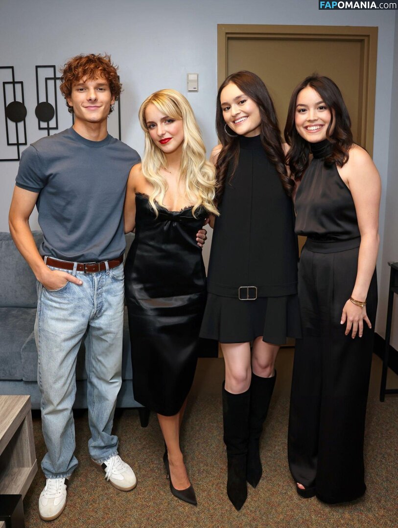 Mckenna Grace / mckennagrace / mckennagraceful Γυμνός OnlyFans  Διαρρεύσαστη φωτογραφία #154