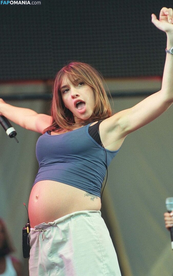 Melanie Blatt / https: / melanieblatt / melblatt Γυμνός OnlyFans  Διαρρεύσαστη φωτογραφία #4