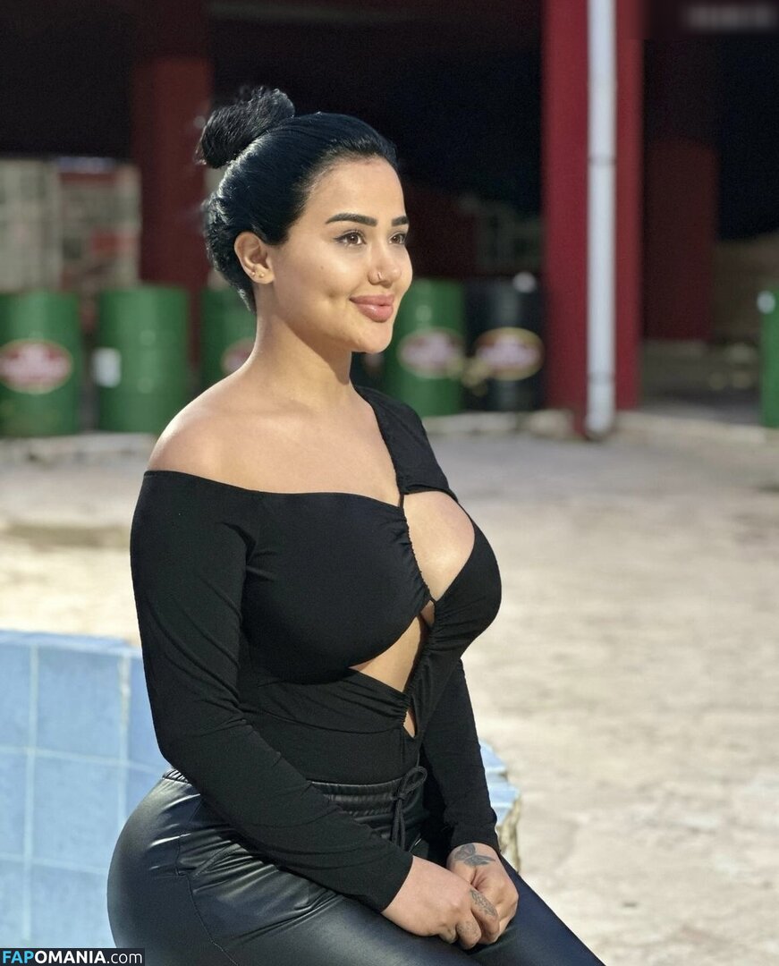 Melek Azad / melek.azd / melekazad Γυμνός OnlyFans  Διαρρεύσαστη φωτογραφία #3