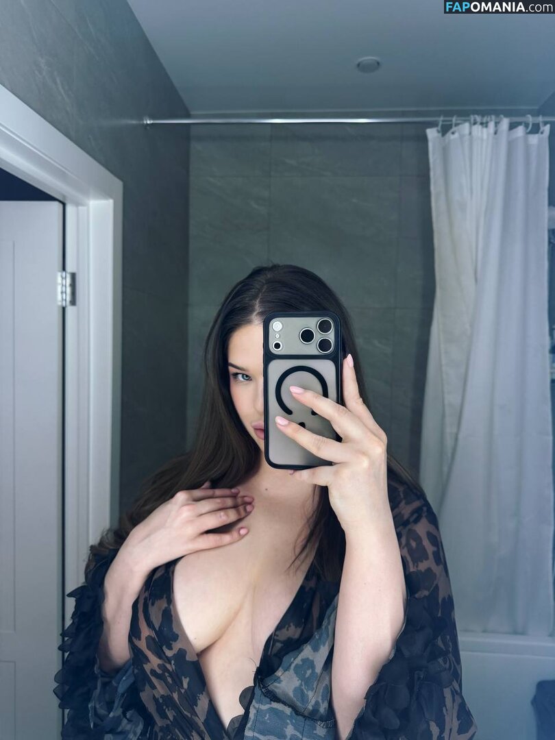 mi.saifutdinova / mi_saifutdinova / Мила Сайфутдинова Γυμνός OnlyFans  Διαρρεύσαστη φωτογραφία #4