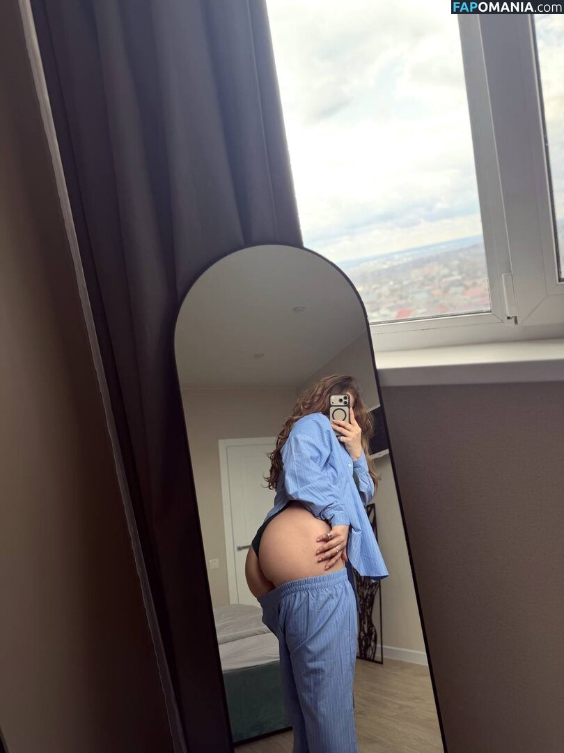mi.saifutdinova / mi_saifutdinova / Мила Сайфутдинова Γυμνός OnlyFans  Διαρρεύσαστη φωτογραφία #9