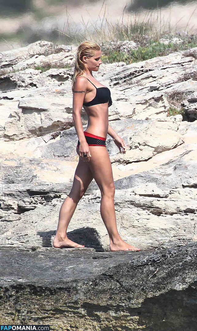 Michelle Hunziker / https: / m_hunziker / therealhunzigram Γυμνός OnlyFans  Διαρρεύσαστη φωτογραφία #397