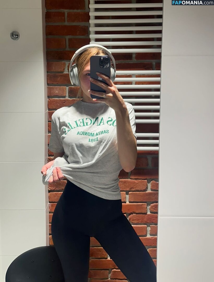 Mihalina Novakovskaya / mihalina_novakovskaya Γυμνός OnlyFans  Διαρρεύσαστη φωτογραφία #1