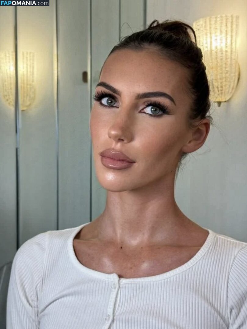 MilaRenee / milarenee_ Γυμνός OnlyFans  Διαρρεύσαστη φωτογραφία #1