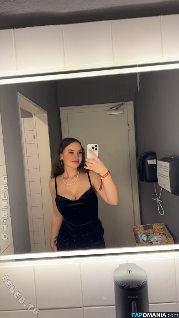 Cesky.chica / Milena Novacek Γυμνός OnlyFans  Διαρρεύσαστη φωτογραφία #1