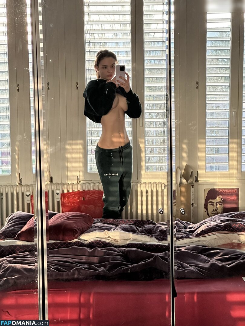 mira.culiks / mira.m Γυμνός OnlyFans  Διαρρεύσαστη φωτογραφία #3