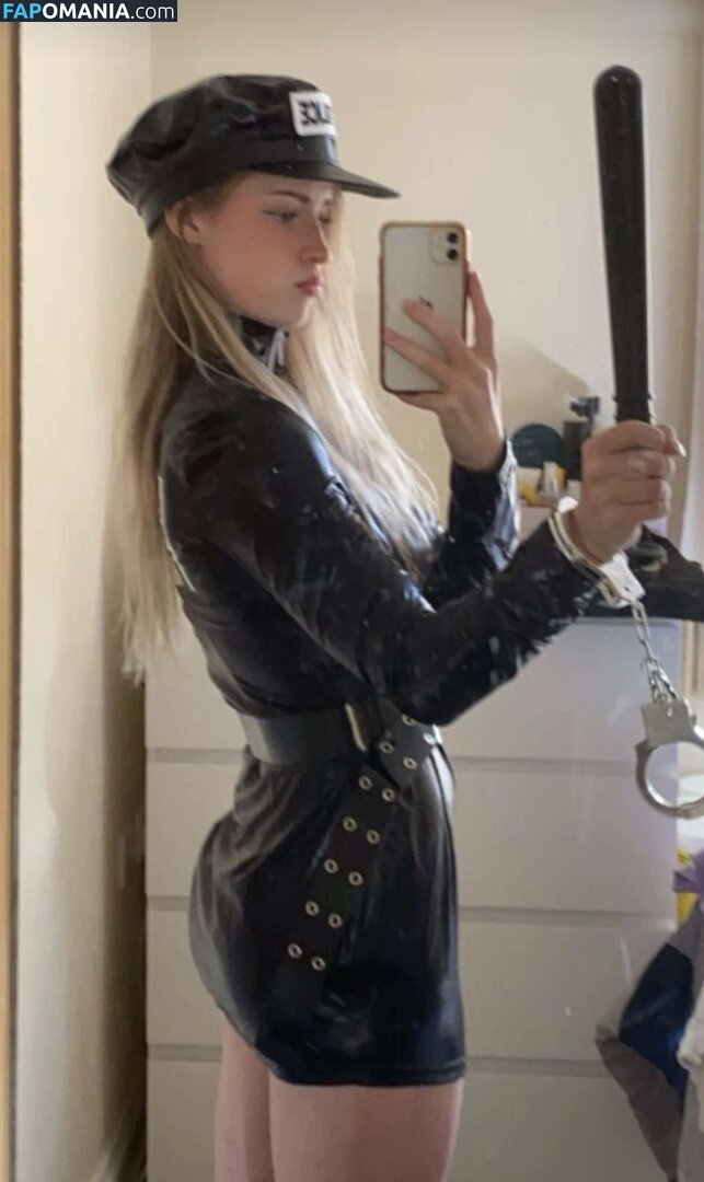 Mira Szalma / https: / mira.004 Γυμνός OnlyFans  Διαρρεύσαστη φωτογραφία #516