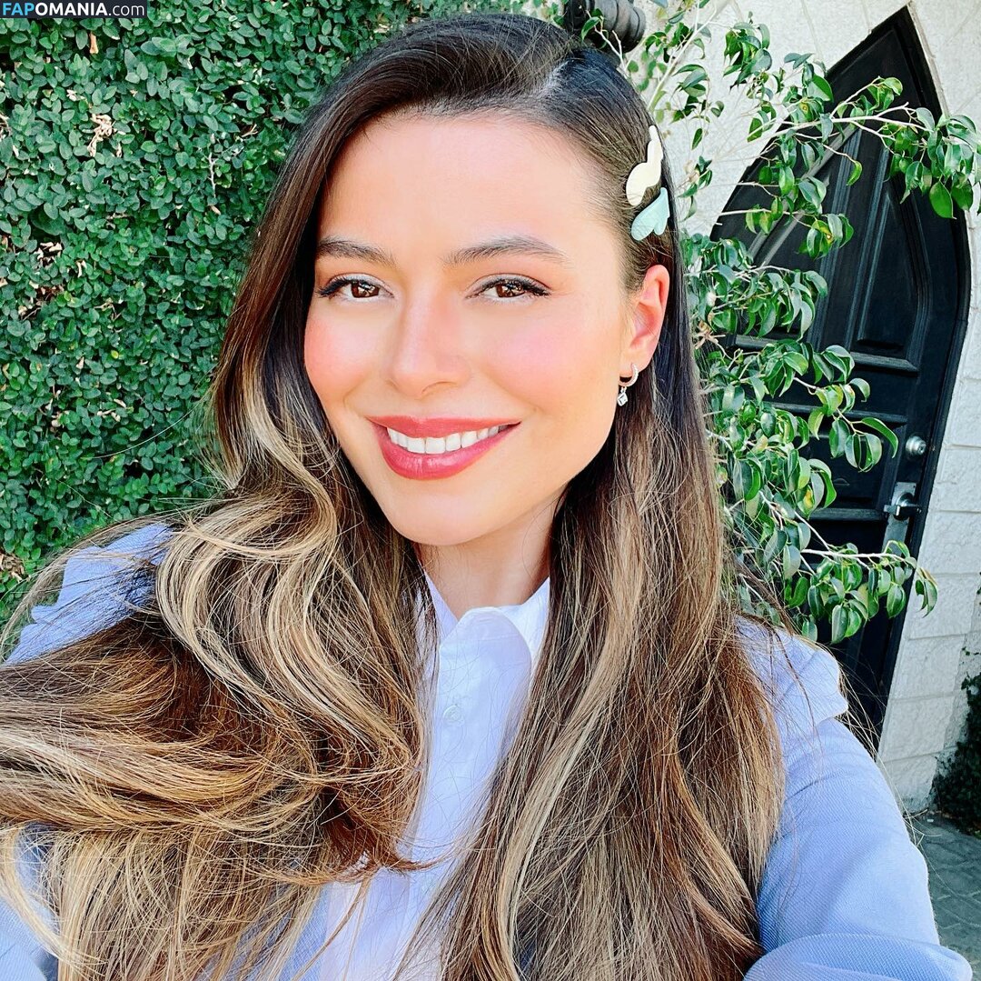 Miranda Cosgrove / MirandaCosgrove / onlyfanssz Γυμνός OnlyFans  Διαρρεύσαστη φωτογραφία #58