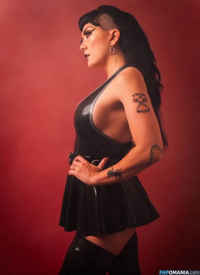 Mistress Poison / MistressPoison2 / MistressPoisonx / https: / iammistresspoison Γυμνός OnlyFans  Διαρρεύσαστη φωτογραφία #3