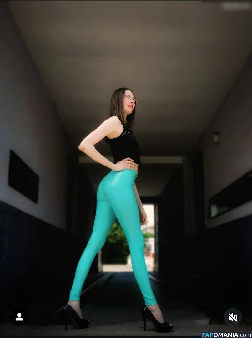 __mrs._crazy__ / mrs.crazy / mrs_crazy / mrs_crazy_ Γυμνός OnlyFans  Διαρρεύσαστη φωτογραφία #1