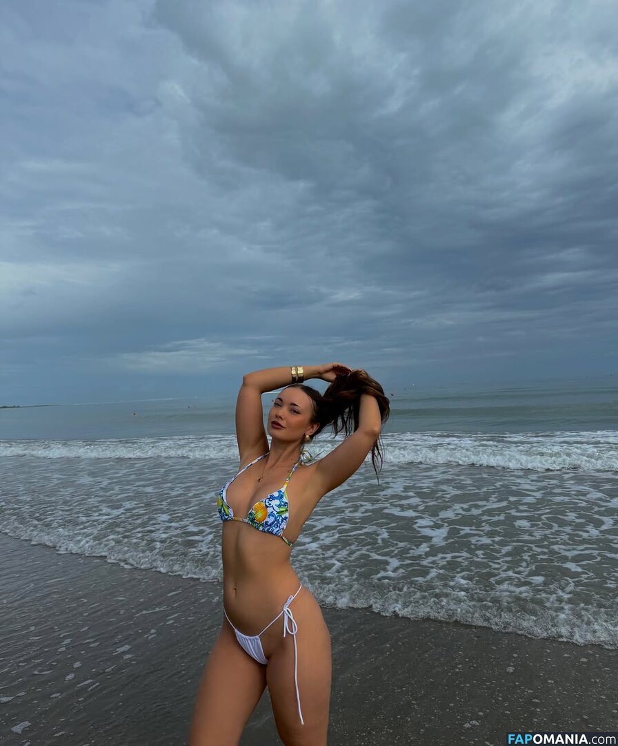 lunaabaabe / naomy_jakab Γυμνός OnlyFans  Διαρρεύσαστη φωτογραφία #3