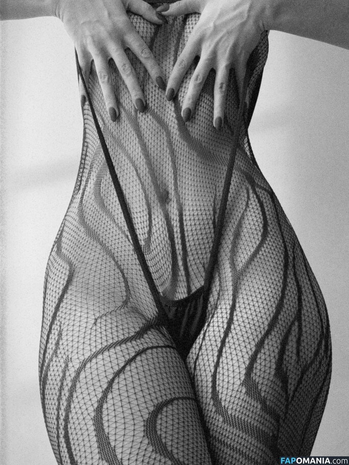 nevergothelf / nevernotgoth Γυμνός OnlyFans  Διαρρεύσαστη φωτογραφία #1