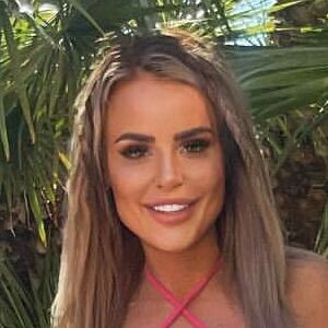 Nicole Farrell