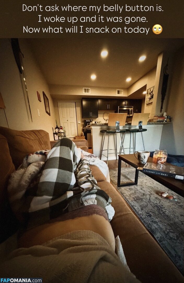 Nikki Osborne / ohhelloitsnikki / ohitsnikki Γυμνός OnlyFans  Διαρρεύσαστη φωτογραφία #1