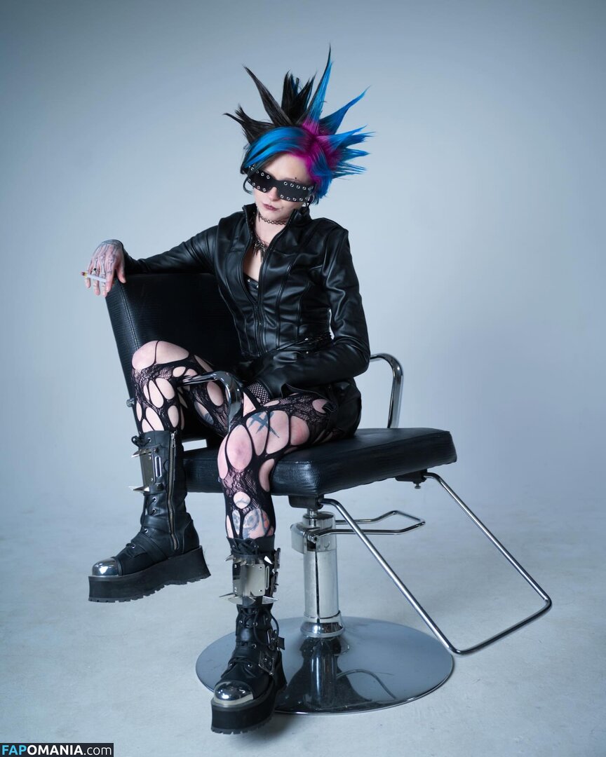 https: / noteasybeinwhee / noteasybeinwheezy Γυμνός OnlyFans  Διαρρεύσαστη φωτογραφία #1