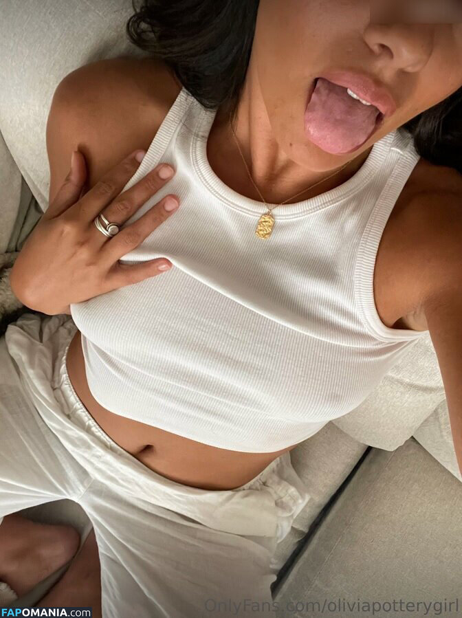 Olivia Webb / Potterygirl / oliviahamerwebb / oliviapotterygirl Γυμνός OnlyFans  Διαρρεύσαστη φωτογραφία #11