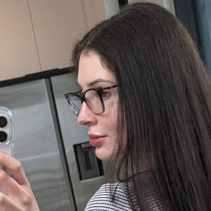 Oliviamaebaee