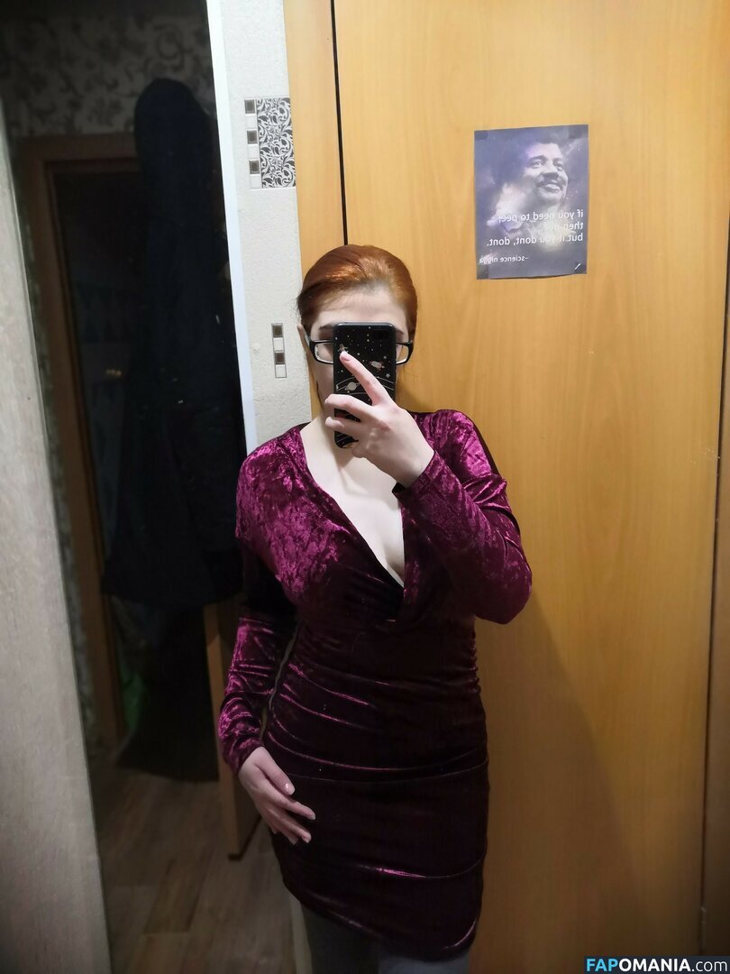 Pelmeshek_Syma / redfury_fox Γυμνός OnlyFans  Διαρρεύσαστη φωτογραφία #1