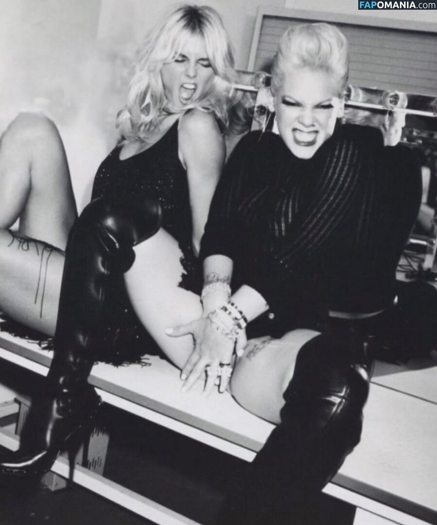 Alecia Beth Moore / Pink Γυμνός OnlyFans  Διαρρεύσαστη φωτογραφία #29