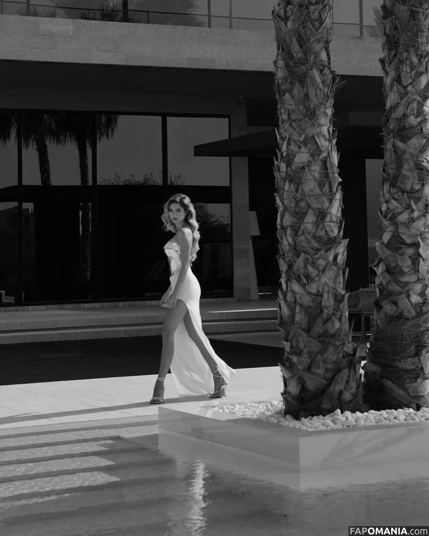 Pauline Maugauin / Pola Petrenko / polapetrenko Γυμνός OnlyFans  Διαρρεύσαστη φωτογραφία #19