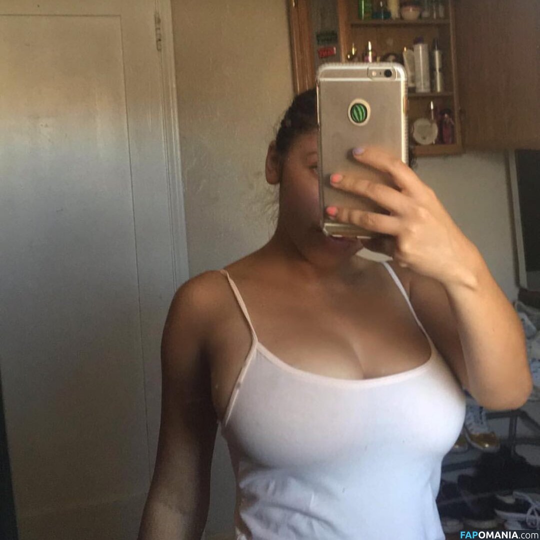 babyemilyver / princessemily / princesssaaemily Γυμνός OnlyFans  Διαρρεύσαστη φωτογραφία #1
