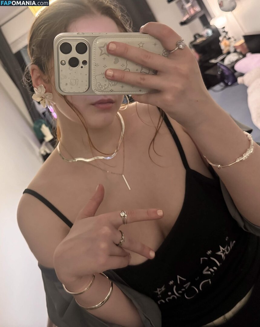 Qiandaiyiyu / Qiandai以宇 / https: Γυμνός OnlyFans  Διαρρεύσαστη φωτογραφία #47