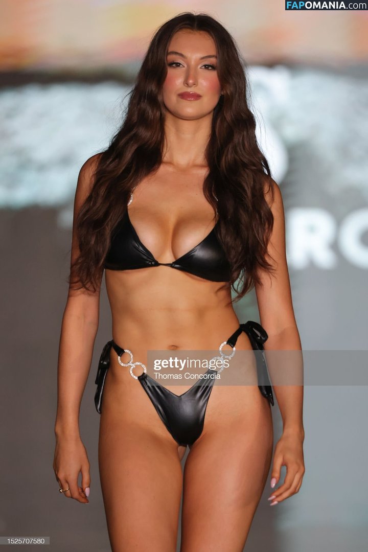 Beautyandbrainswithatwist / Rachel Michelle / rachellemichelle Γυμνός OnlyFans  Διαρρεύσαστη φωτογραφία #95