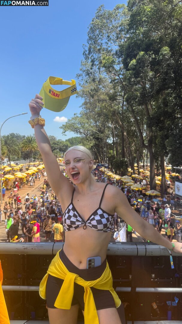 Renata Schneider / renata.c.schneider Γυμνός OnlyFans  Διαρρεύσαστη φωτογραφία #8