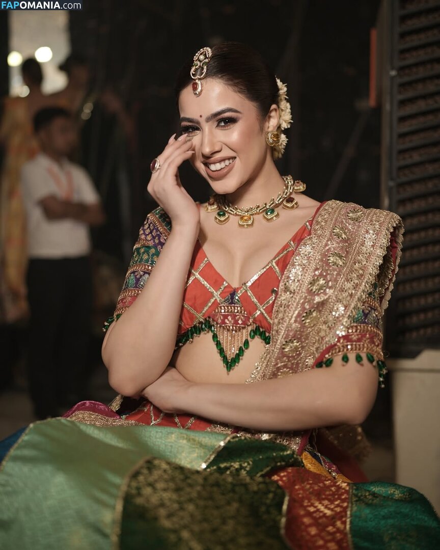 Riva Arora / https: / riva.arora.1 / riva.aroraofficial / rivarora_ Γυμνός OnlyFans  Διαρρεύσαστη φωτογραφία #5