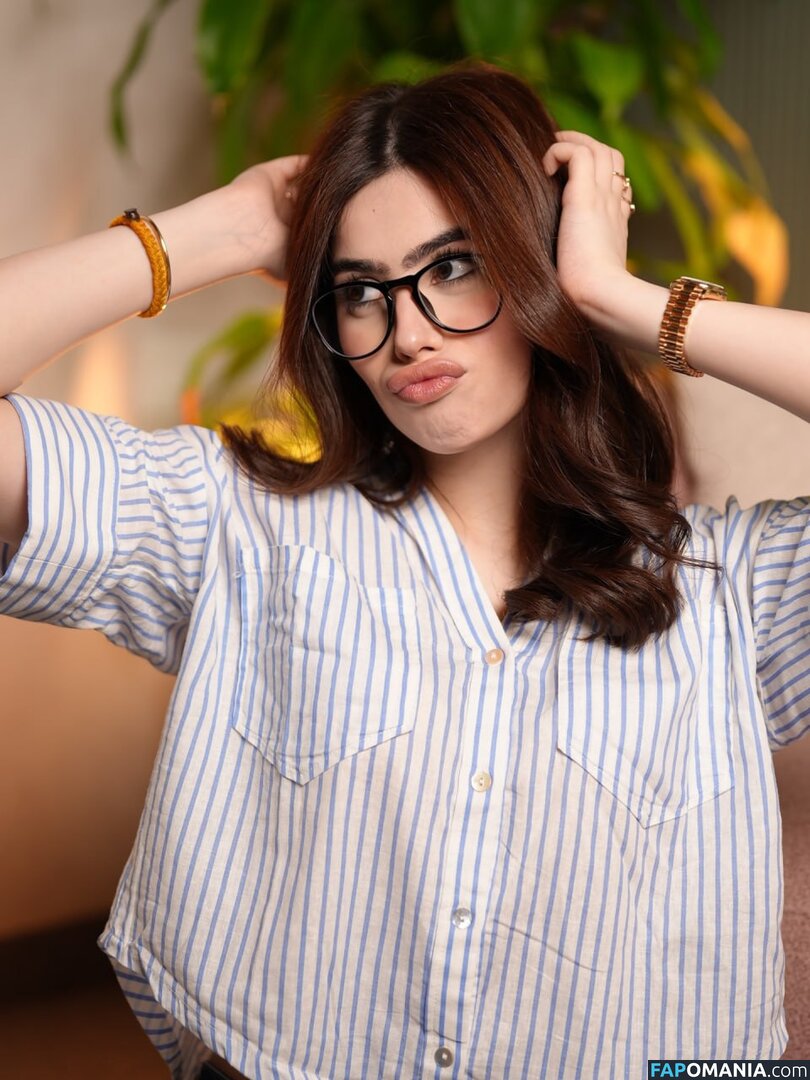 Riva Arora / https: / riva.arora.1 / riva.aroraofficial / rivarora_ Γυμνός OnlyFans  Διαρρεύσαστη φωτογραφία #10