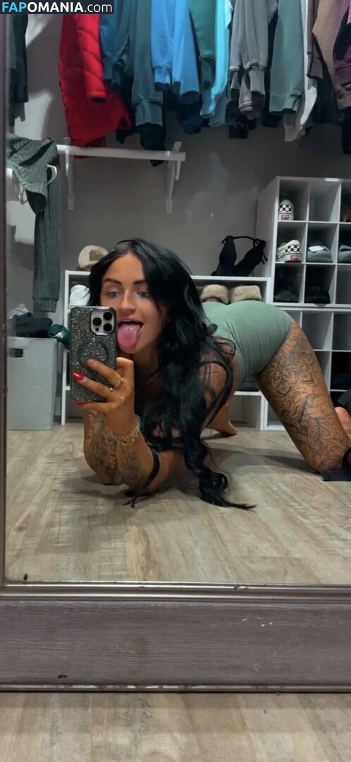 Petitetattedplati / Ronika Eskins / ronika_eskins Γυμνός OnlyFans  Διαρρεύσαστη φωτογραφία #5