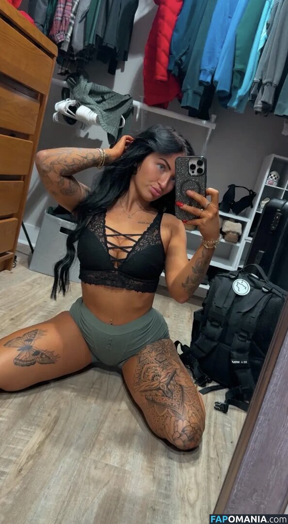 Petitetattedplati / Ronika Eskins / ronika_eskins Γυμνός OnlyFans  Διαρρεύσαστη φωτογραφία #8
