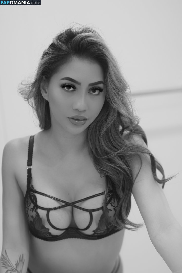 Mizzlamour / Rosemary Radeva / lamourniggl Γυμνός OnlyFans  Διαρρεύσαστη φωτογραφία #28