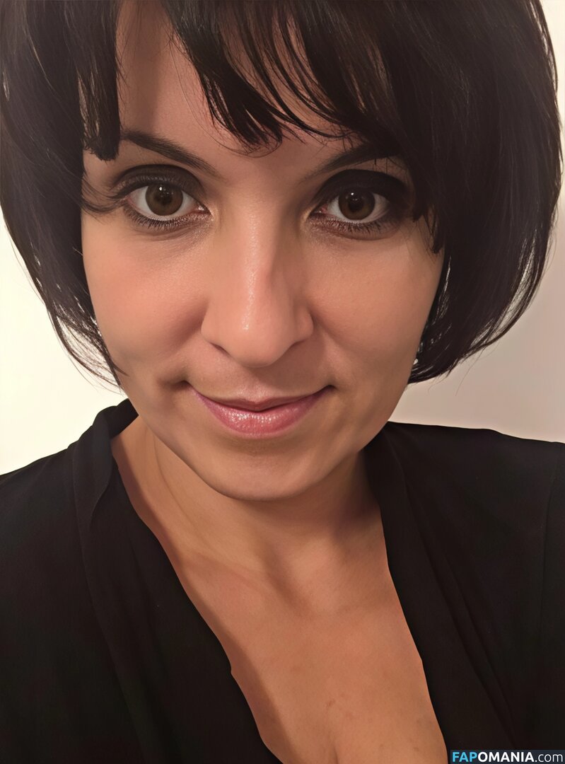 Roxana Sandu / roxana.sandu Γυμνός OnlyFans  Διαρρεύσαστη φωτογραφία #2