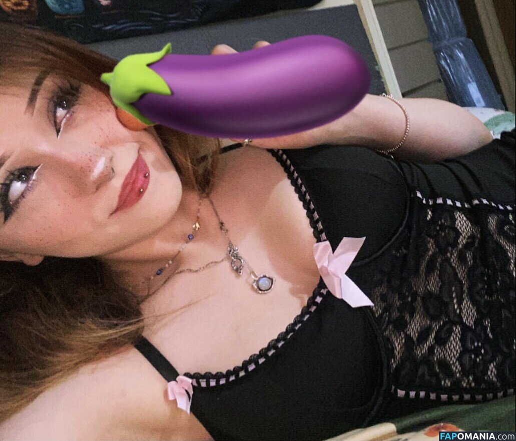 Kittyis._.Schizo / Sabah Nessy / Schizo_Kitty / Schizo_Kitty999 / Succubuss._.Kitty / Sw33tn3ss._.Nessy Γυμνός OnlyFans  Διαρρεύσαστη φωτογραφία #3