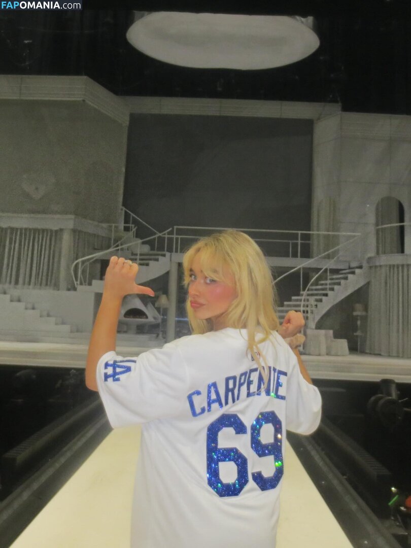 Sabrina Carpenter / https: / sabrinacarpenter Γυμνός OnlyFans  Διαρρεύσαστη φωτογραφία #2487
