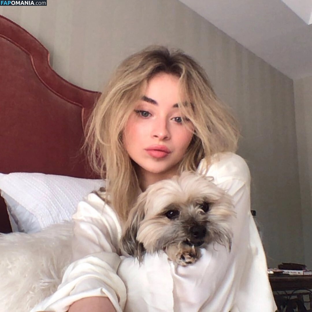 Sabrina Carpenter / https: / sabrinacarpenter Γυμνός OnlyFans  Διαρρεύσαστη φωτογραφία #2512